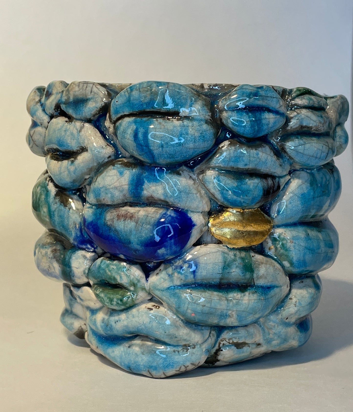 Kruka Raku med förgyllning